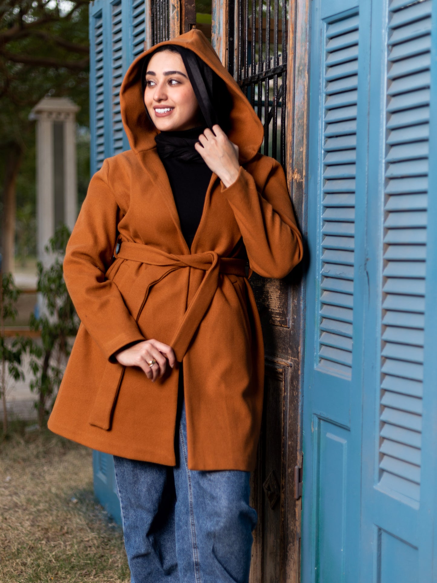 WOOL COAT WITH HOODY